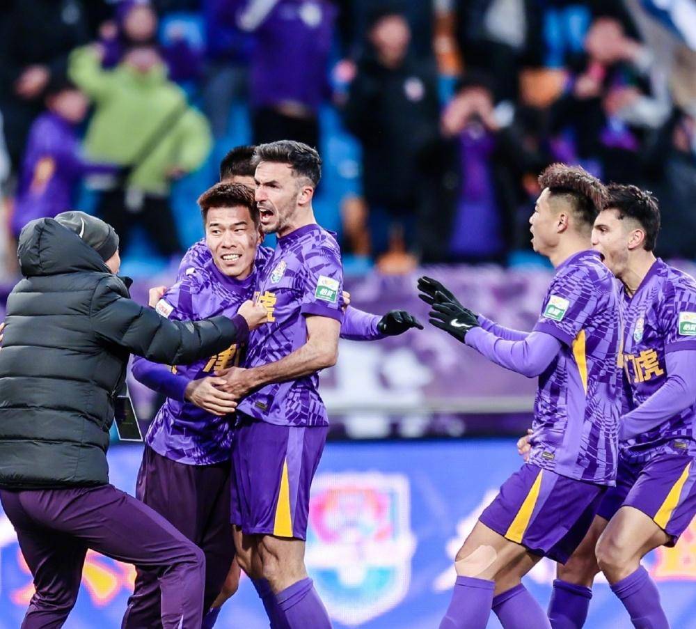 的关键空缺 的关键空缺