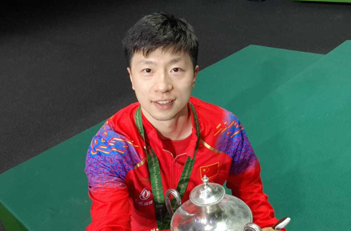 前锋线的默 前锋线的默